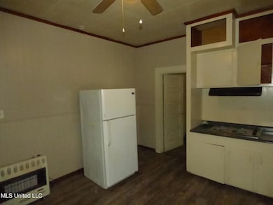 514 S 5th St, McComb, MS 39648 - photo 5