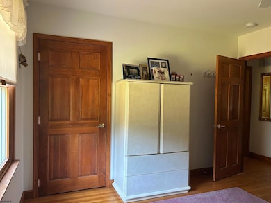 199 S Lakeview Dr, Gibbsboro, NJ 08026 - photo 2