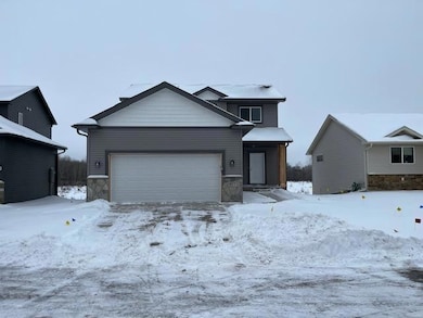 977 45th Ave NE, St. Cloud, MN 56304 - photo 2