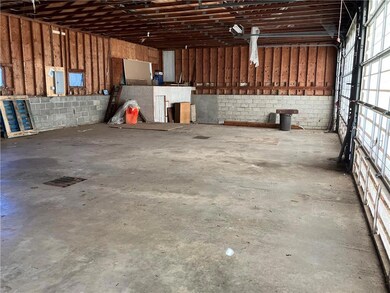 3328 Franklin St, Slatington, PA 18080 - photo 6