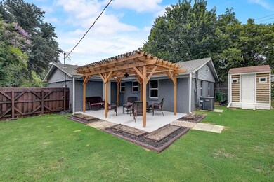 1316 Bryan Dr, Bedford, TX 76022 - photo 2