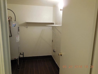 419 Dollins St, Cedar Hill, TX 75104 - photo 4