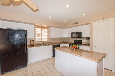 06 Kitchen