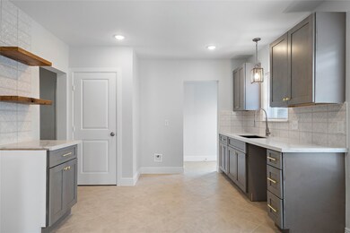 3346 Oakdale St, Houston, TX 77004 - photo 4