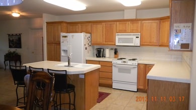 1380 Eastmont Ave unit 1002, East Wenatchee, WA 98802 - photo 3