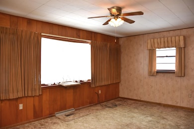 16 Pond St, Barre, VT 05641 - photo 5