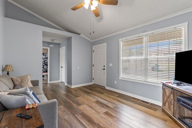 151 Ruby Ln, Irvine, KY 40336 - photo 5