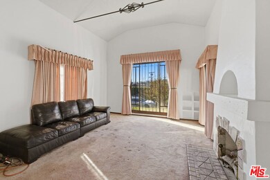 138 S La Jolla Ave, Los Angeles, CA 90048 - photo 6