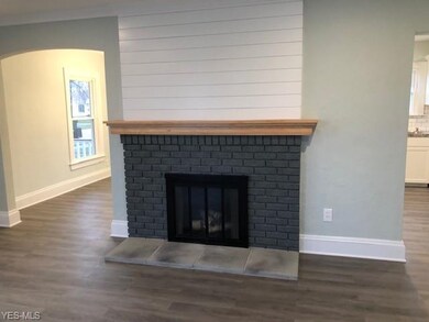 1540 E 300th St, Wickliffe, OH 44092 - photo 6