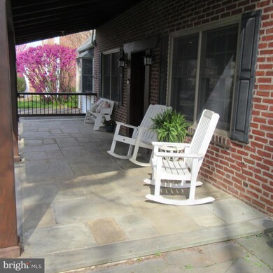 2411 N Greenhill Rd, Broomall, PA 19008 - photo 4