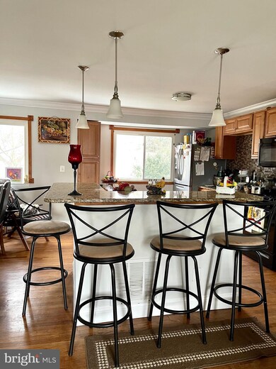 18905 Abbotsford Cir, Germantown, MD 20876 - photo 6