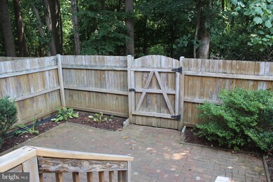 13017 Silver Maple Ct, Bowie, MD 20715 - photo 2