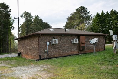 203 Rock Crusher Rd, Walhalla, SC 29691 - photo 5