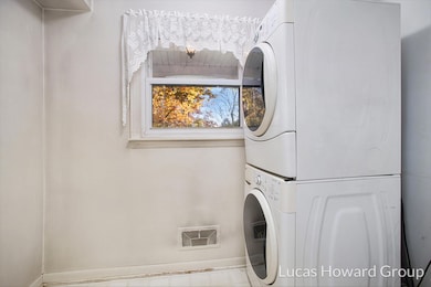 8639 N 27th St, Richland, MI 49083 - photo 7