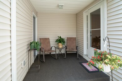 2915_Hunters_Place_06