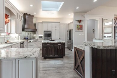 THE KITCHEN EVERYONE DREAMS OF HAVING CAN BE YOURS