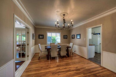 Large Formal Dining