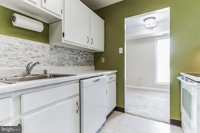 7600 Gales Ct unit 104, Manassas, VA 20109 - photo 4