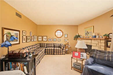 19816 Marilla St, Chatsworth, CA 91311 - photo 4