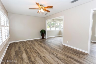 4865 Riverdale Rd, Jacksonville, FL 32210 - photo 5