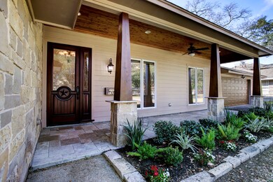 1327 Neeley Dr, Houston, TX 77055 - photo 2