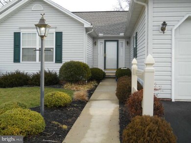 10697 Susquehanna Ave, Waynesboro, PA 17268 - photo 3