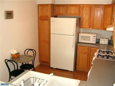 606 Washington St, Shoemakersville, PA 19555 - photo 4