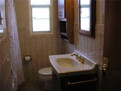 Master Bath/Spa.