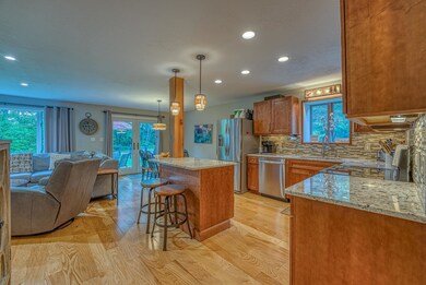 1179 Daniel Webster Hwy unit 12, Woodstock, NH 03262 - photo 7