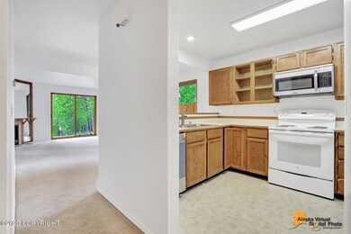 Foyer to Kitchen