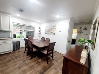 7625 Weyburn St, Houston, TX 77028 - photo 5