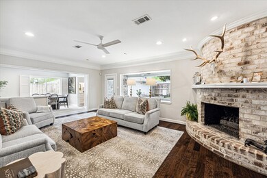 10030 Doliver Dr, Houston, TX 77042 - photo 3