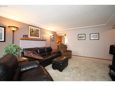 2375 Sunset Ave, West Linn, OR 97068 - photo 3