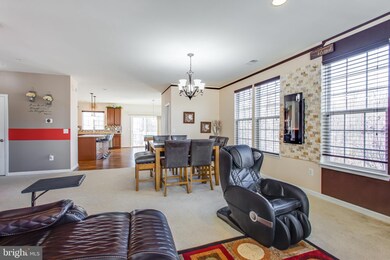 14762 Mason Creek Cir, Woodbridge, VA 22191 - photo 5