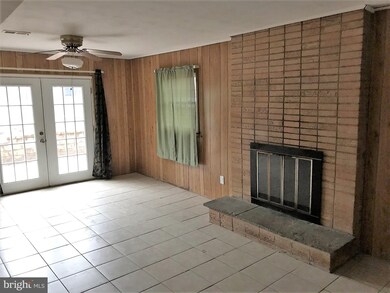 9502 Tuckerman St, Lanham, MD 20706 - photo 4