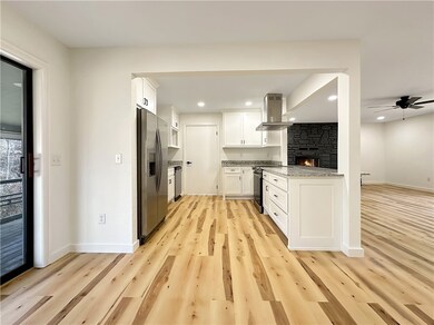 24 Ciemny Ln, Bella Vista, AR 72715 - photo 5