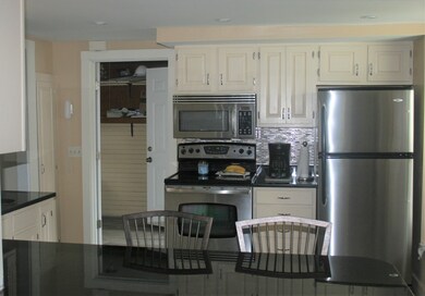 116R Tremont St unit 116, Melrose, MA 02176 - photo 5