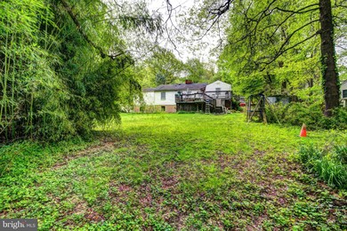 8938 Littleton St, Fairfax, VA 22032 - photo 3