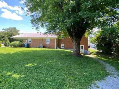 600 Elizabeth Ct, Harrodsburg, KY 40330 - photo 4