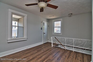1122 Farber Ct, Scranton, PA 18510 - photo 7