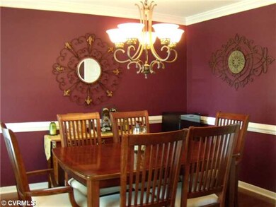 Dining Room - Dining room with chair and crown mol