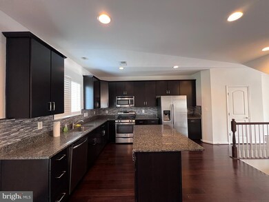 9243 Dawkins Crest Cir, Bristow, VA 20136 - photo 4