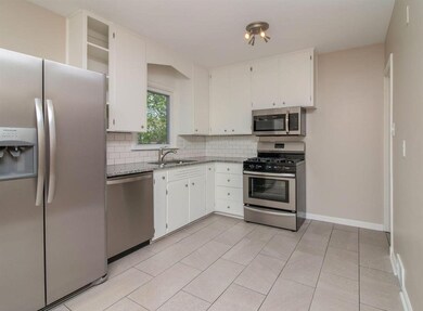 2606 47th St, Des Moines, IA 50310 - photo 3