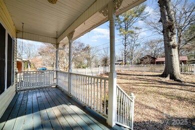 295 Clinton St, Shelby, NC 28150 - photo 6