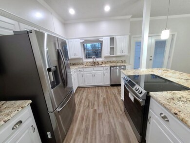 803 W Park Ave, Weatherford, TX 76086 - photo 7