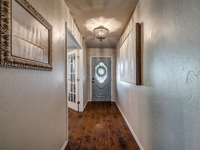 11605 Victoria Place, Oklahoma City, OK 73120 - photo 5