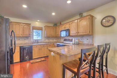 219 Date Dr, Leola, PA 17540 - photo 6