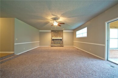 2014 S 16th St, Rogers, AR 72758 - photo 2