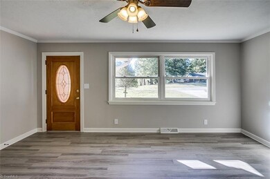 459 Foster St, Asheboro, NC 27205 - photo 3