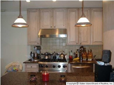 537 Correll Ave unit 28, Staten Island, NY 10309 - photo 4